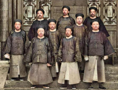 清朝封疆大臣的职责是什么？他们是什么地位？