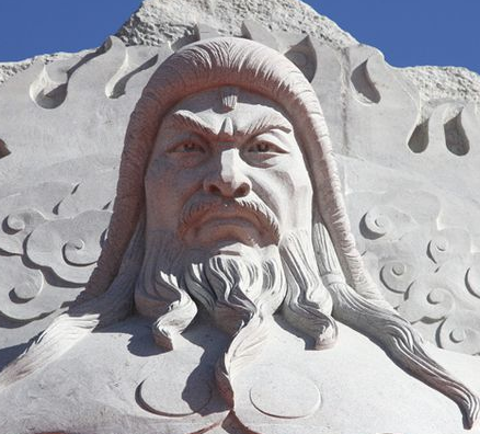 俺答汗是蒙古大汗吗？两人关系是什么样的？