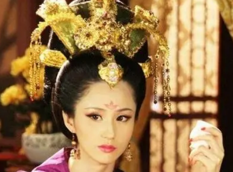 万历皇帝会迷恋万贵妃的原因是什么？