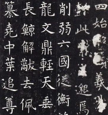 虞世南的诗词风格特点是什么？有什么影响存在？