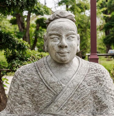孔子为什么喜欢颜回？颜回品质是什么样的？