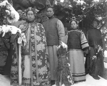 张蜀锦活了多少岁？他是什么时候去世的？