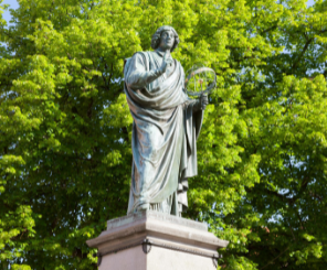 哥白尼是哪个时期的人？他有哪些成就？