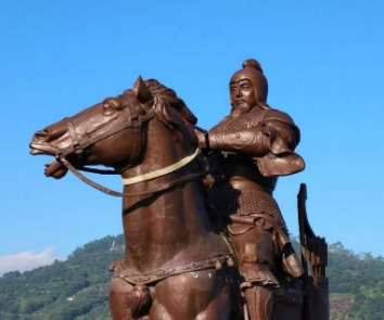 陈元光是陈霸先后代吗？他们是什么关系？