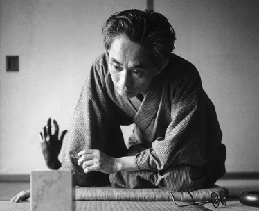 川端康成的经典句子有哪些？蕴含怎样的情感？