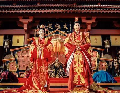  秃发皇后是什么长相？是不是很美？