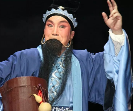 程婴是什么身份？是哪里人？