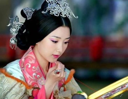 上官太后为什么没有被废？有着什么背景和地位存在？