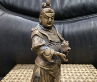 关羽对关平好吗？他们的关系怎么样？