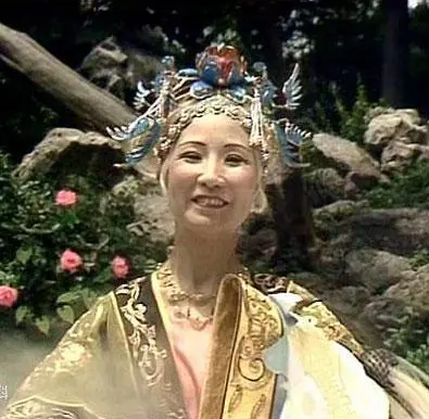 黎山老母师父是谁？身份是什么？