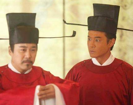  苏颋的仕途怎么样？是什么官职？