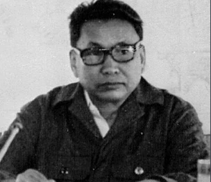 为什么说波尔布特太极端了？他做了哪些事？