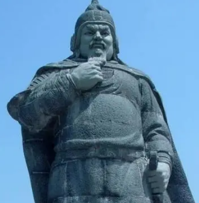 郑成功父亲的名字叫什么？又是什么家庭背景？