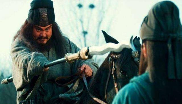 刘备多次易主，仍被誉为英雄；吕布同样情况，却被骂为“三姓家奴”的原因是什么？