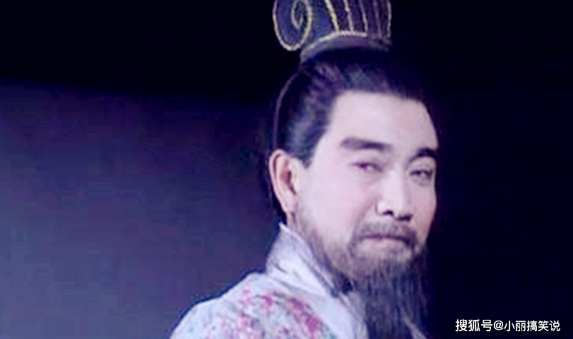 曹操借献帝、借诸侯、借人头，但最后这件神奇的东西连鲁迅都感到惊奇！