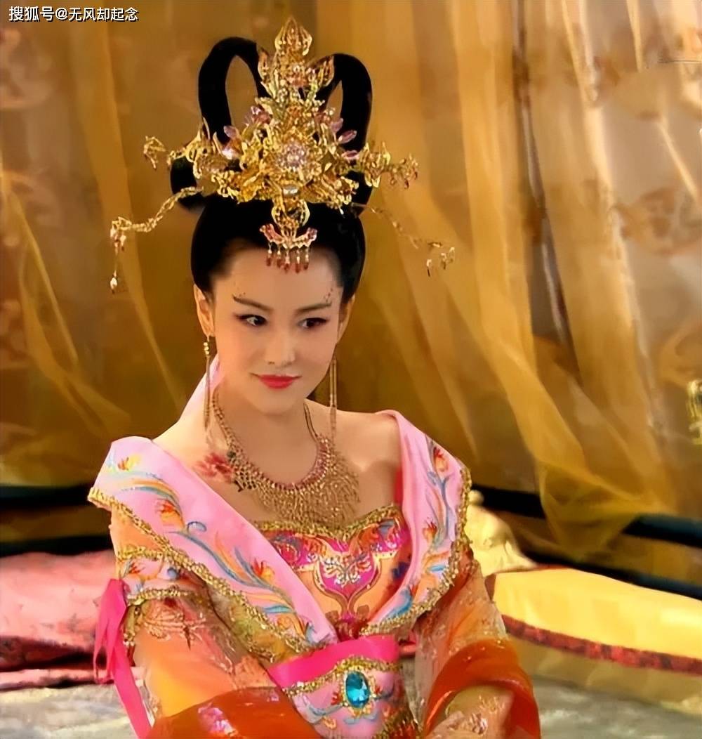 苏妲己有一个睡前习惯指的是什么？为什么说现代女性不敢模仿？