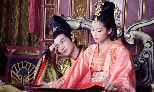 苏妲己的一项发明为什么会获得纣王的赞誉？有什么影响？