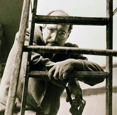   马克罗斯科红橙黄画是什么样的？是什么名称？