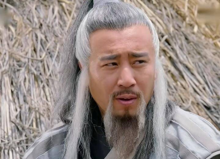 封神演义：雷震子的翅膀不能飞，姜子牙使出妻子的专属动作