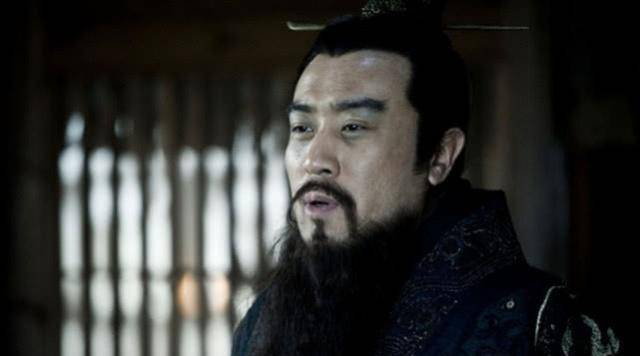 秦始皇一统六国，究竟是昏君还是明君？始皇：没有我统一不了