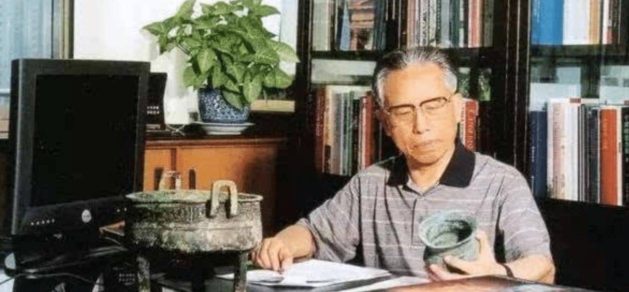 「专家在古玩市场闲逛，意外发现夫差赠给西施的唯一国宝，商家开价150万」