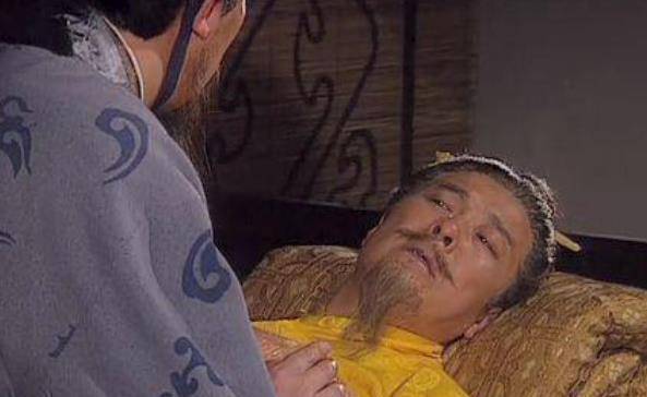 刘备临终前提醒诸葛亮要小心马谡，他到底发现了什么
