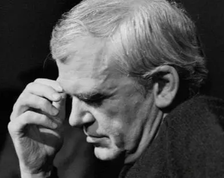 米兰昆德拉是什么身份？是哪国人？