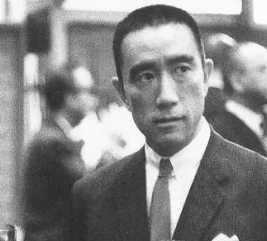 What is the story told in Mishima Yukios 