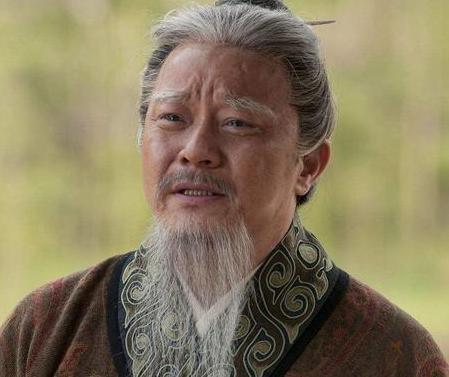 李兑是李耳的什么人？两人有血缘关系吗？