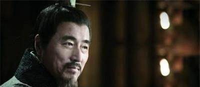 萧何建议刘邦开放上林苑给百姓耕种，却因触犯刘邦利益而遭受冤枉