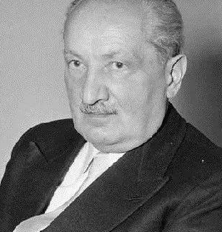 海德格尔是什么身份？是现象学家吗？