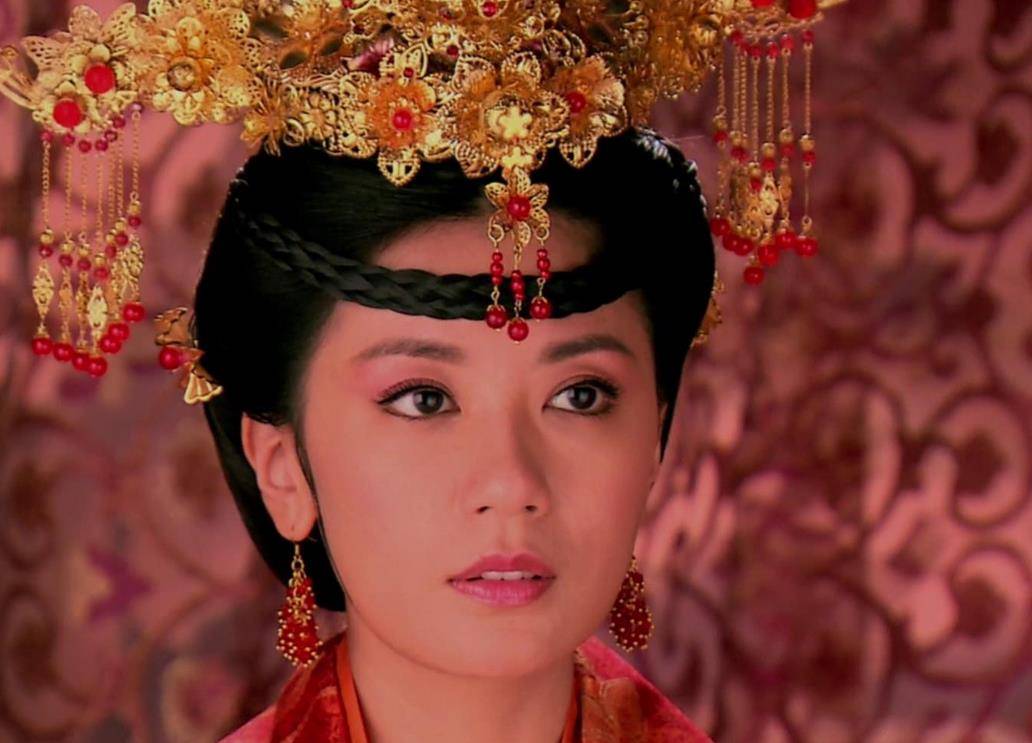 她是唐太宗李世民最宠爱的女儿，一生经历了三次婚姻，最后却因虐待致死