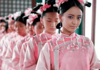 被康熙看中的宫女都有谁？她们有何特点？
