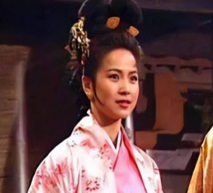 刘琰妻子为何留宫一个月？背后有何隐情？