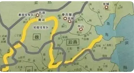 为什么说苻训英的生活很奢靡？原因是什么？