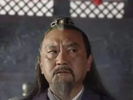  李善长投靠郭子兴的原因是什么？发生了什么？