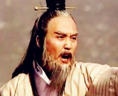 费无极和楚平王是什么关系？他们的关系好不好？