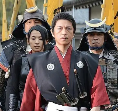 织田信长火烧本愿寺，该行为有什么影响存在？