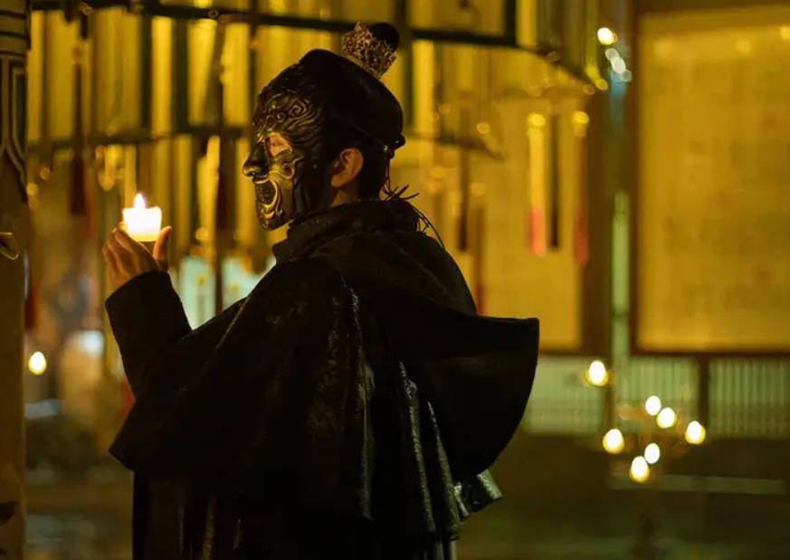 风起洛阳中的东川王原型为临淄王李隆基，武则天对他的态度并不好