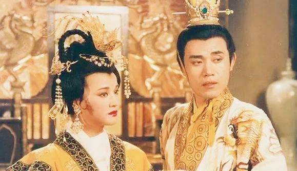 为什么吕后去世后吕氏家族被清算，而武则天去世后武氏家族却未受牵连？