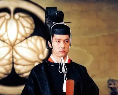  德川家康是什么身份？不当天皇是因为什么？