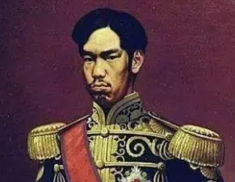  日本全部天皇都是什么形象?身高有多高？
