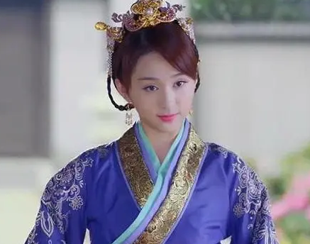 杨爽简介，生平是什么样的？
