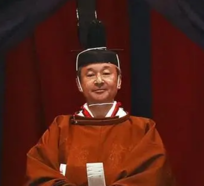  日本天皇和中国的有什么不一样？区别在哪?