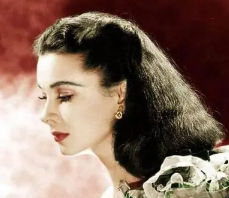  马龙白兰度是如何看待费雯丽的？对费雯丽的评价怎么样？