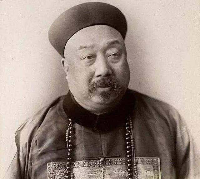 启功对那桐为清华园的题字感到深深惋惜：难怪清朝最终会衰亡