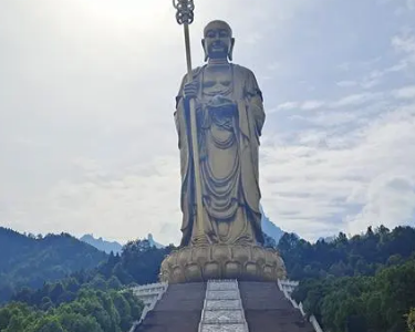 哪三种人不宜拜地藏菩萨？为什么呢？