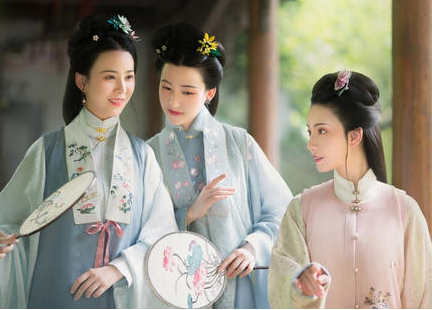  叶绍袁与沈宜修之间有关系吗？是什么关系？
