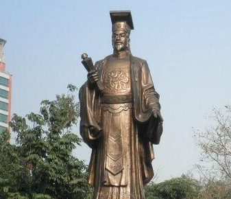 越南李朝开国君主李公蕴是什么人？他有哪些成就？