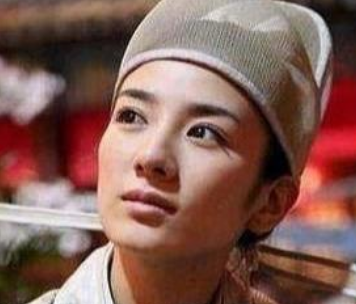 黄崇嘏的人物性格是怎样的？她是个怎样的人？